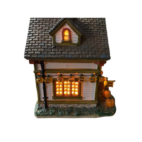 Lemax Spooky Town Halloween Party House Retired 2004 In Box Light Up - Works! - Picture 5 of 8